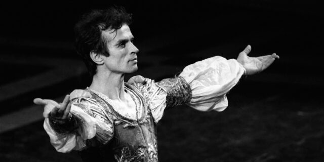 Nureyev - The White Crow