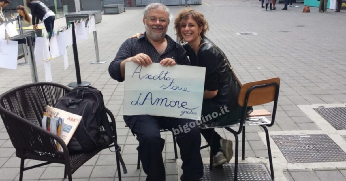 Raccoglie le storie d’amore dei passanti