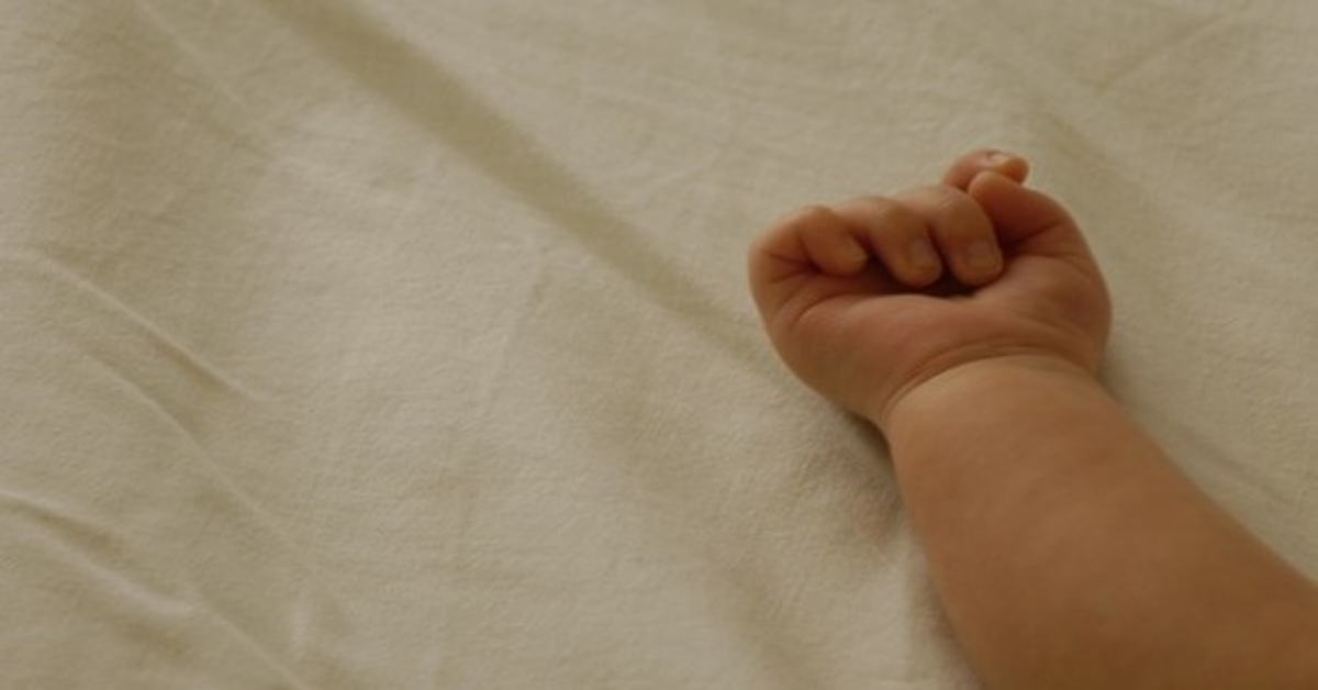 Roma: neonata di 3 mesi muore nel letto