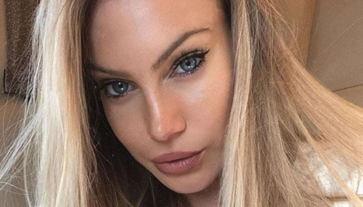 Taylor Mega confessa: ho avuto anche esperienze con donne