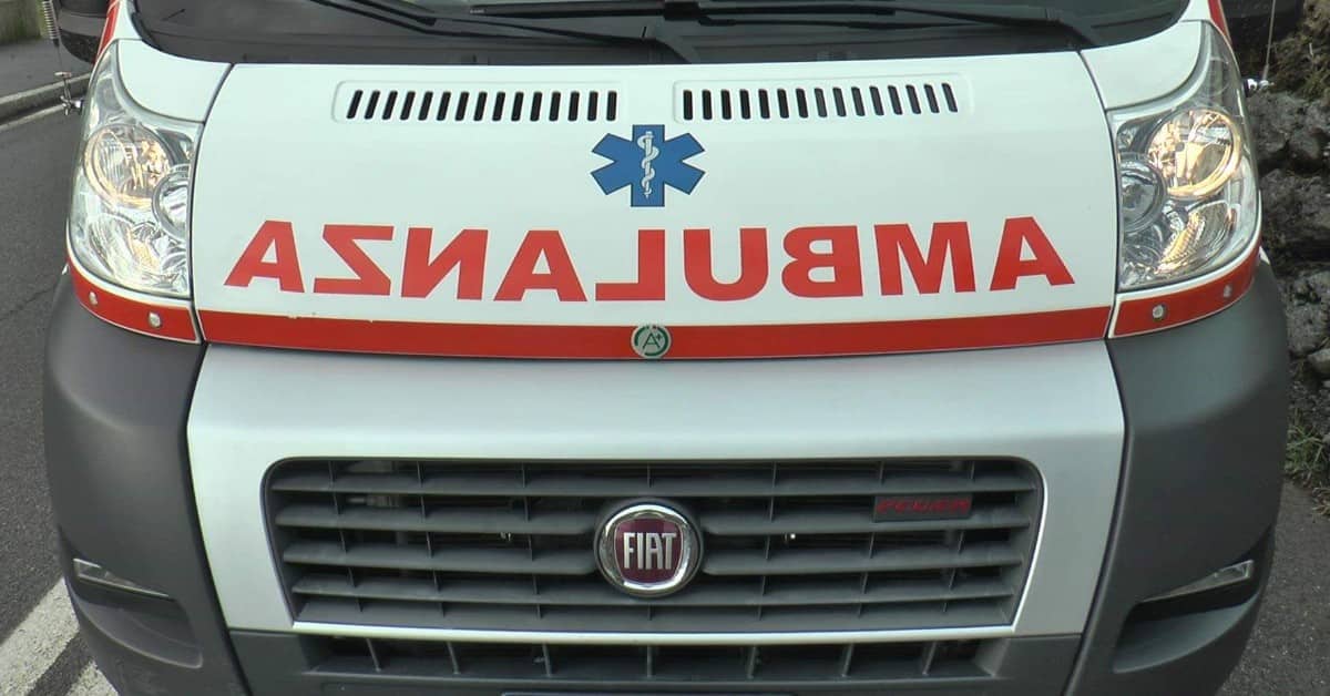 Cremona, bimbo di tre anni cade dalla finestra del secondo piano