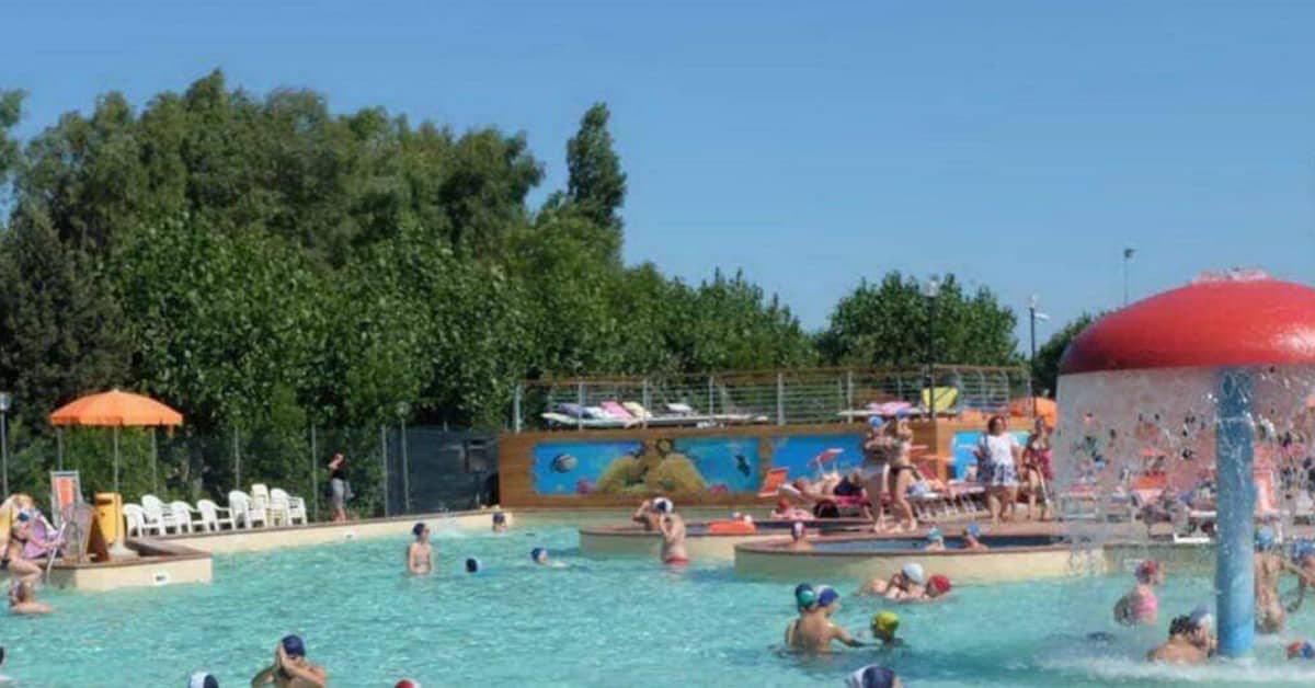 Fermo, la bimba che stava per annegare in piscina si è spenta