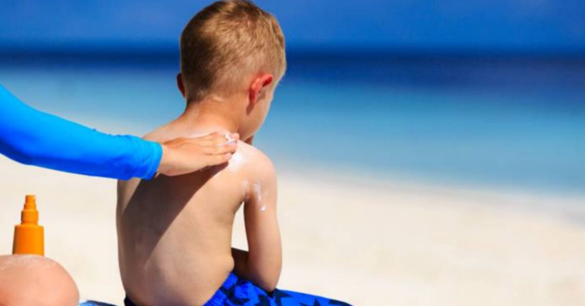 Non usate queste due creme solari per bambini
