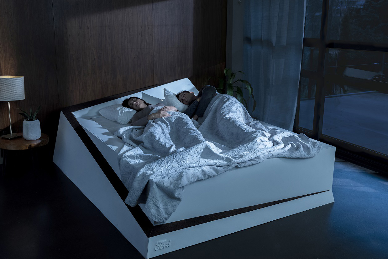 Lane Keeping Bed, il letto che sposta il partner quando invade il nostro spazio