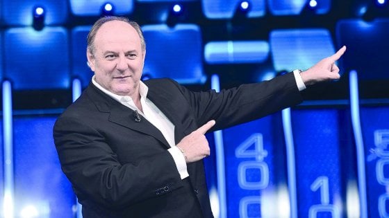Caduta Libera: Gerry Scotti sotto accusa, per i fan ha suggerito le risposte