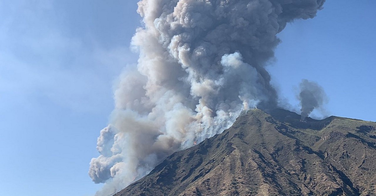 Stromboli violenta esplosione: ci sono vittime