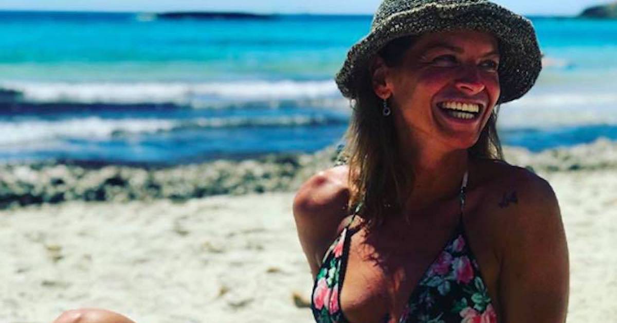Alessandra Amoroso punta da una medusa a Ponza, lei ci scherza su Instagram