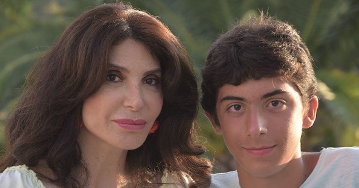 Carmen Di Pietro sbatte fuori di casa suo figlio 18 enne: “è il mio regalo”