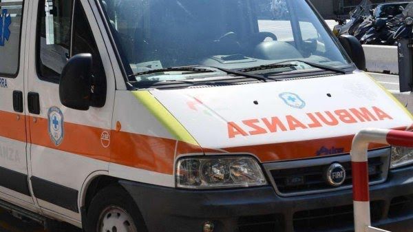 ambulanza-soccorsi