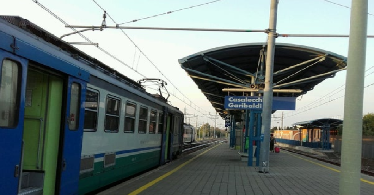 Leone sbaglia treno