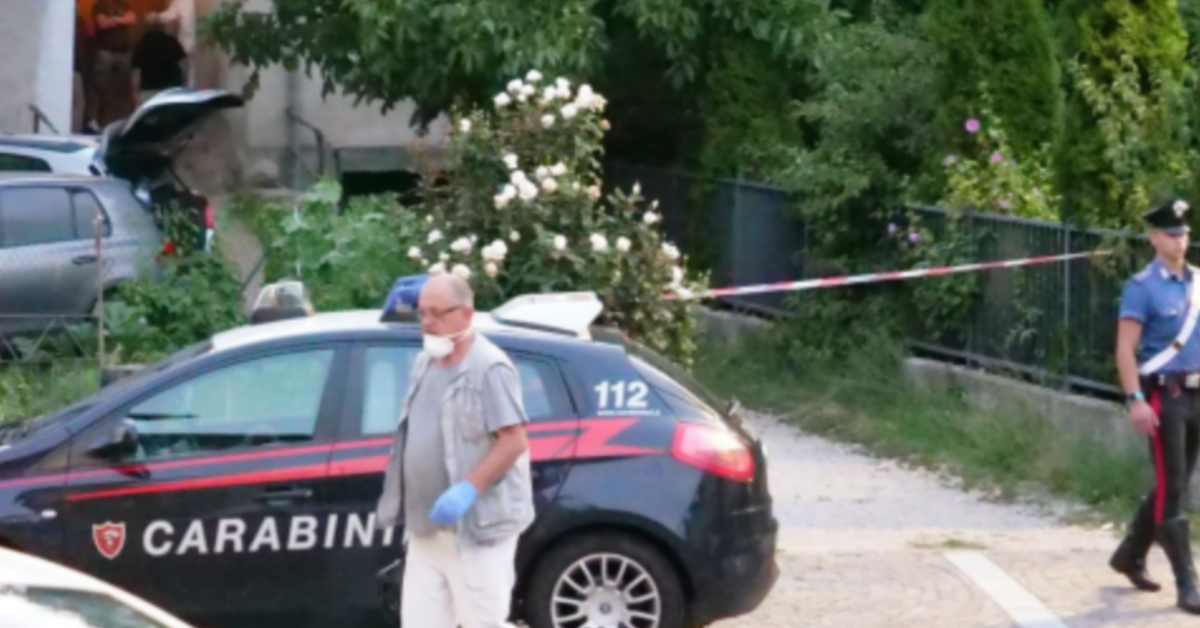 ROMALLO: spara ai suoi genitori e poi si suicida