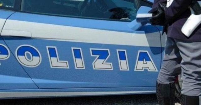 Roma-bambina-di-10-anni-minaccia-di-lancirsi-dal-cornicione-del-terzo-piano-salvata-da-due-poliziotte