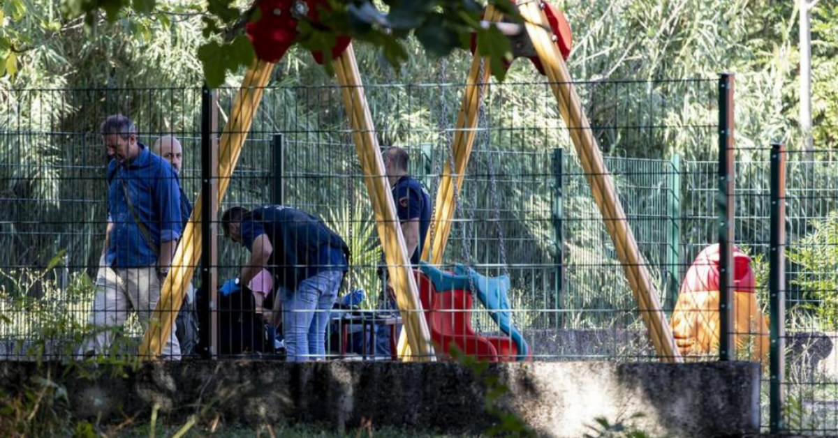 Roma, trovata senza vita 18enne in un parco giochi