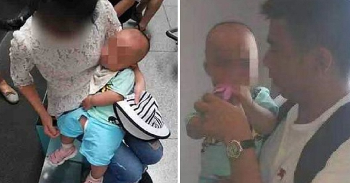 Madre vende i suoi due gemelli