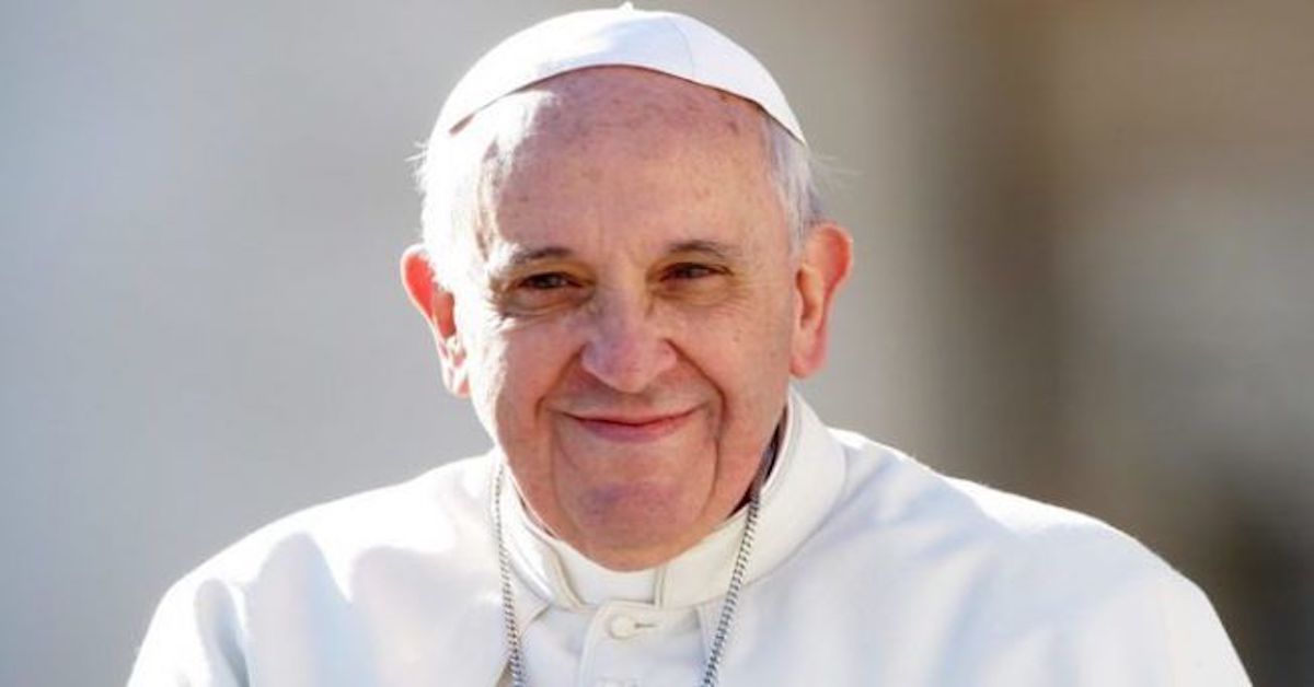 Papa Francesco intrappolato in ascensore: salvato dai Vigili del Fuoco