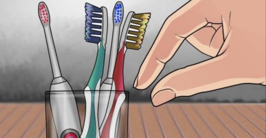 3 cose che dovresti sapere sul tuo spazzolino da denti