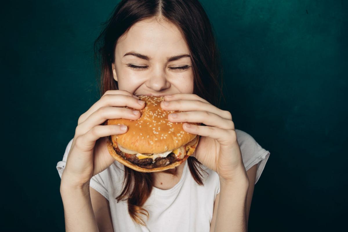 Gli alimenti che aiutano a controllare l’appetito