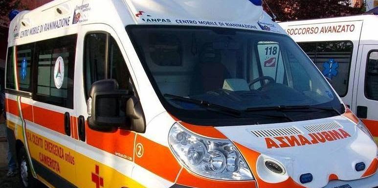 Cuneo, scende dal bus e viene investita: morta 14enne