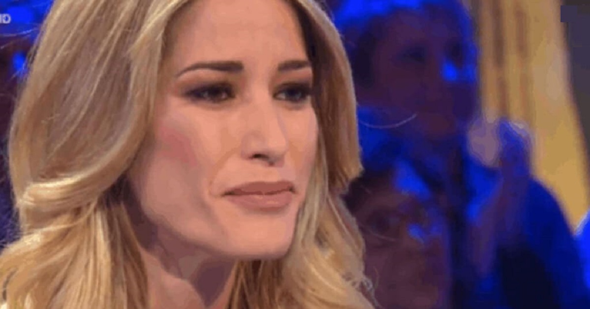 Elena Santarelli a Domenica In racconta la malattia di suo figlio Giacomo