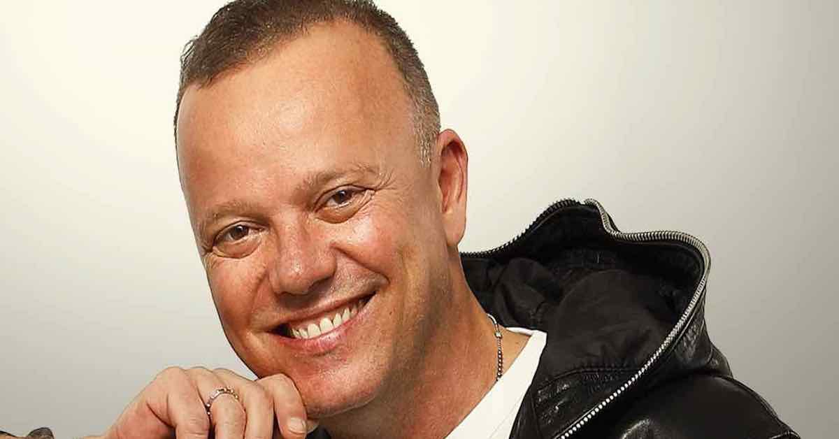 Gigi D’Alessio si becca insulti su Instagram; la figlia Ilaria prende subito le sue difese!