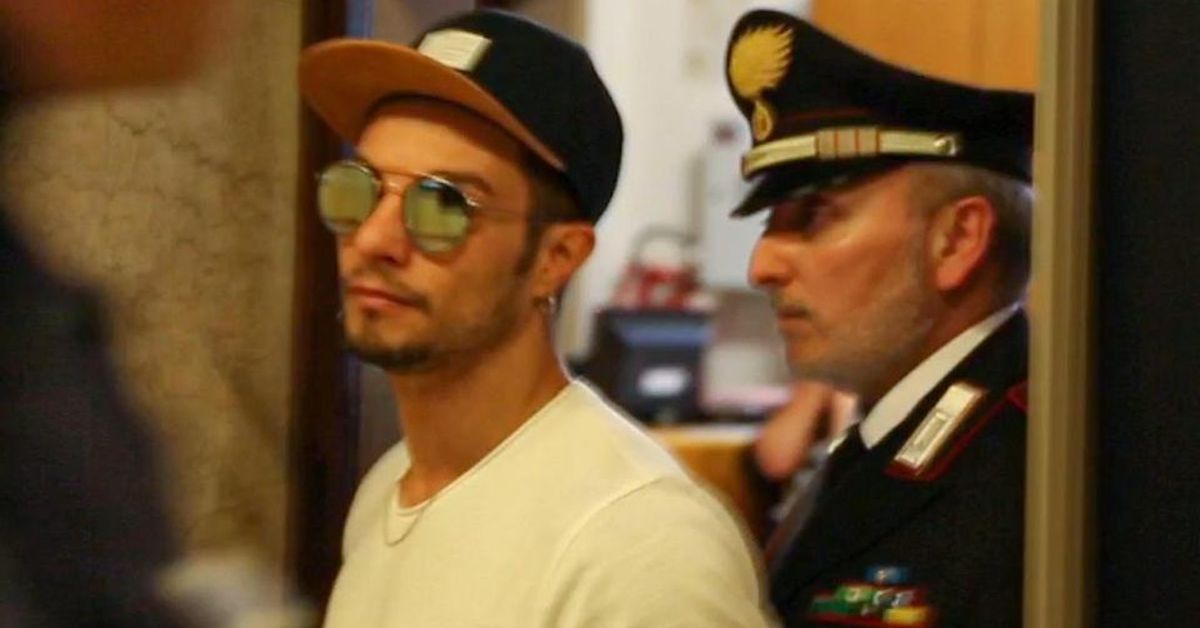 Marco Carta, furto in Rinascente: chiesti otto mesi di carcere per il cantante