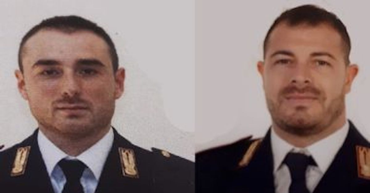 Trieste, sparatoria in questura: sparati 16 colpi, gli instanti successivi in due drammatici video