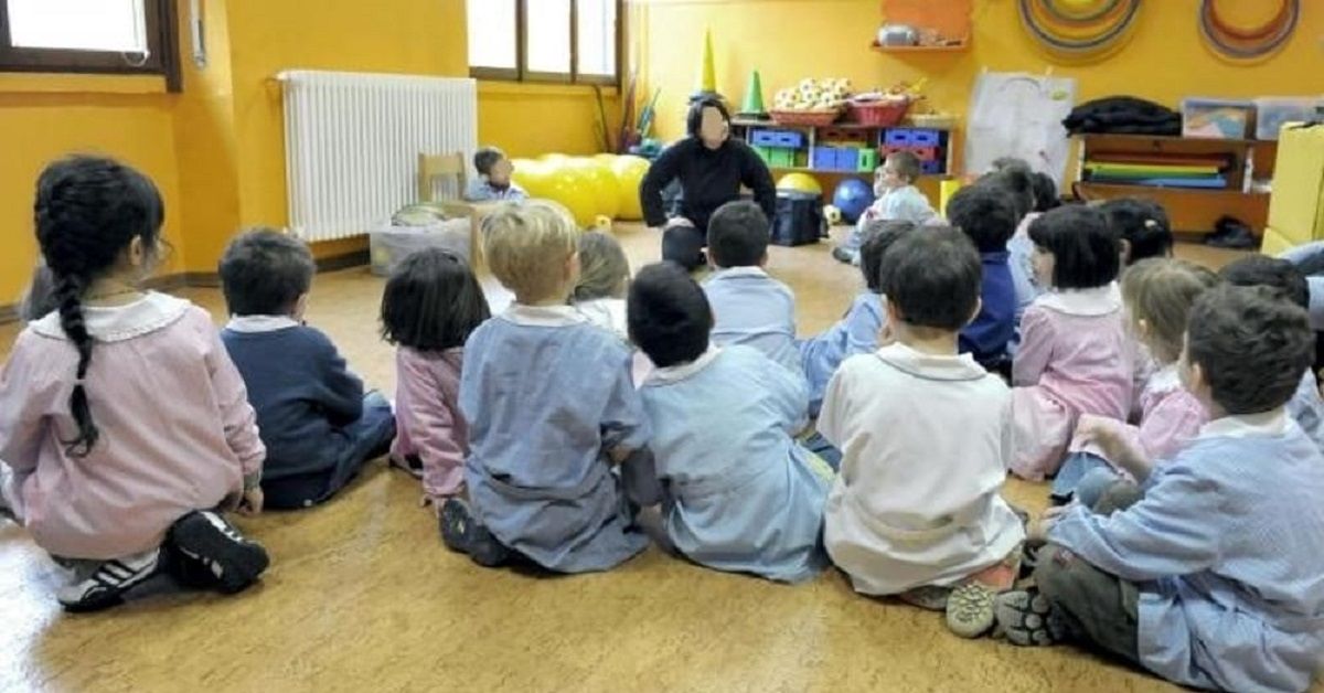 Cesena, bambino affetto da leucemia i compagni si vaccinano per farlo tornare a scuola