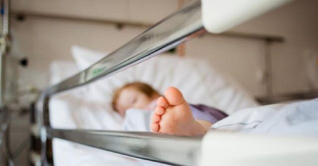 Prato-bimbo-di-3-anni-affetto-da-meningite-trasferito-al-Meyer-di-Firenze