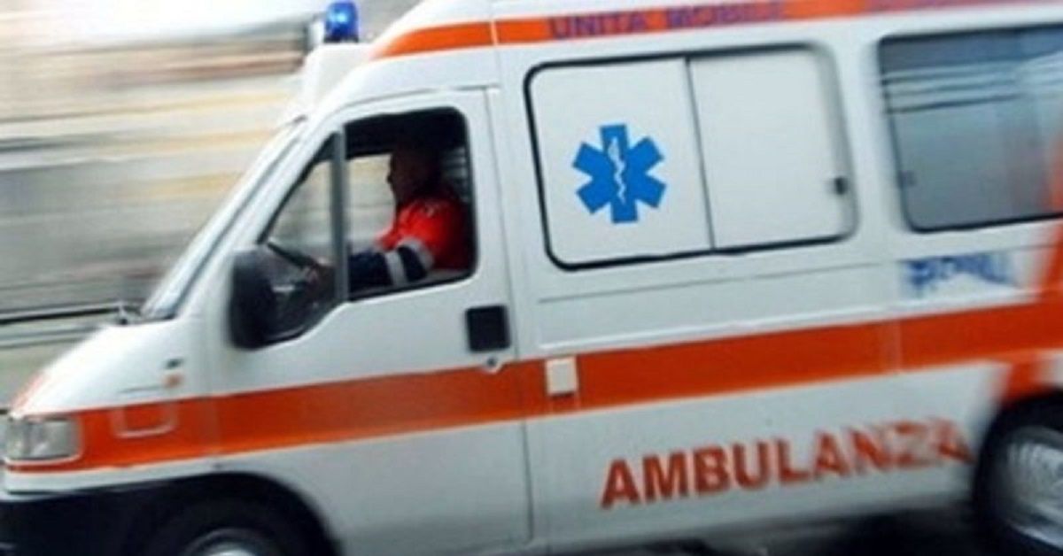 Prato, figlio si stacca dal respiratore per salvare la mamma