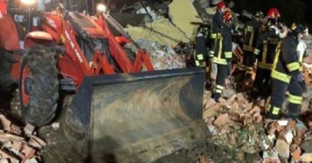 Quargnento, esplode cascina, perdono la vita tre vigili del fuoco