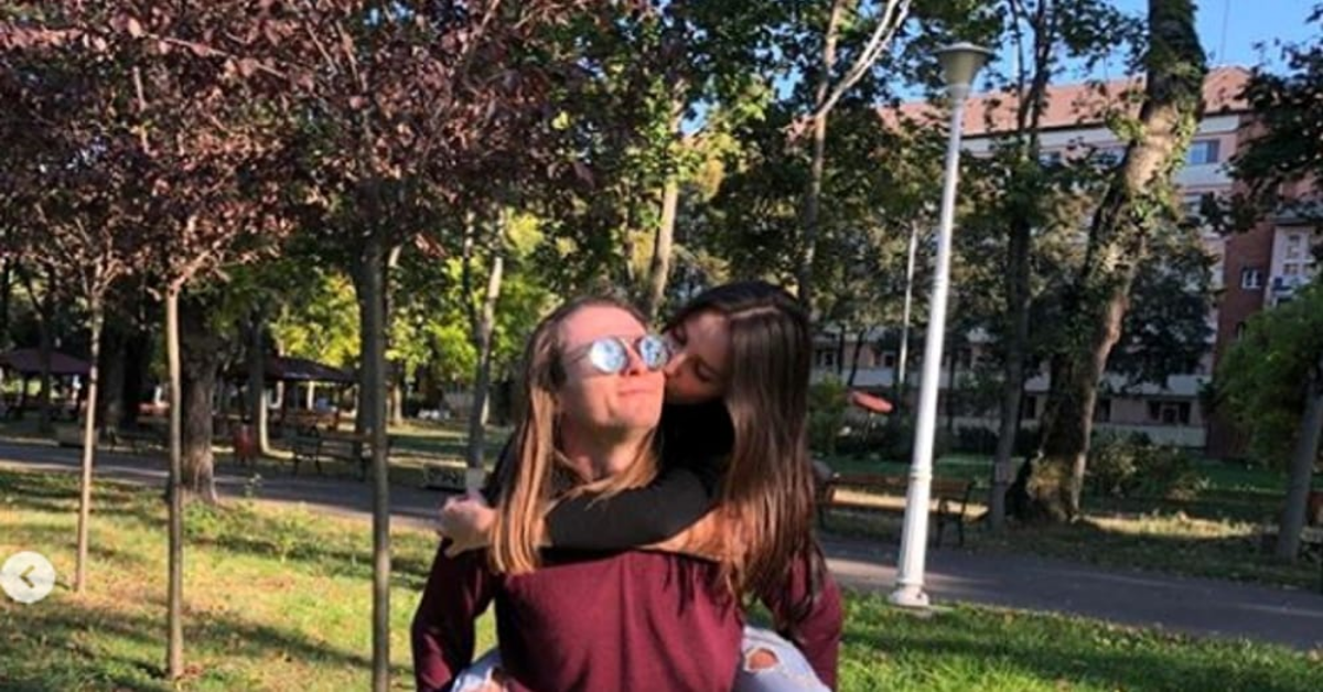 Raffaele Sollecito ritrova il sorriso con una nuova relazione