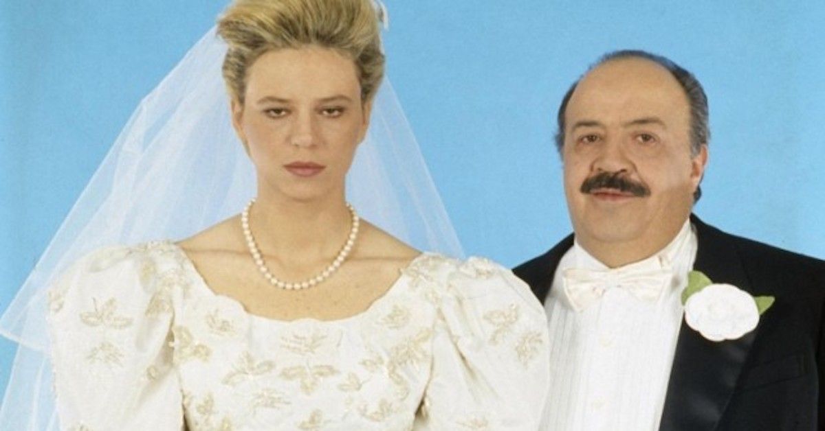 Maria De Filippi e Maurizio Costanzo, scoperta la verità sulla finta foto del matrimonio: era un servizio fotografico