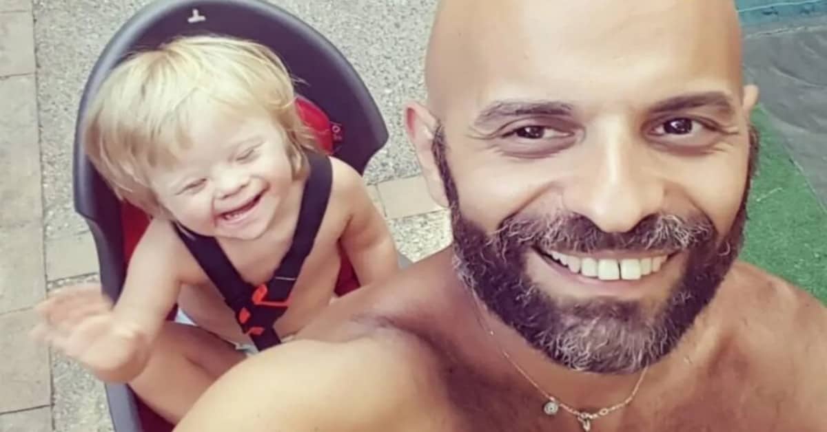 Bambina con sindrome di Down respinta da 20 famiglie, poi incontra un papà single