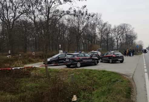 Torino, trovato corpo senza vita di un uomo a bordo strada