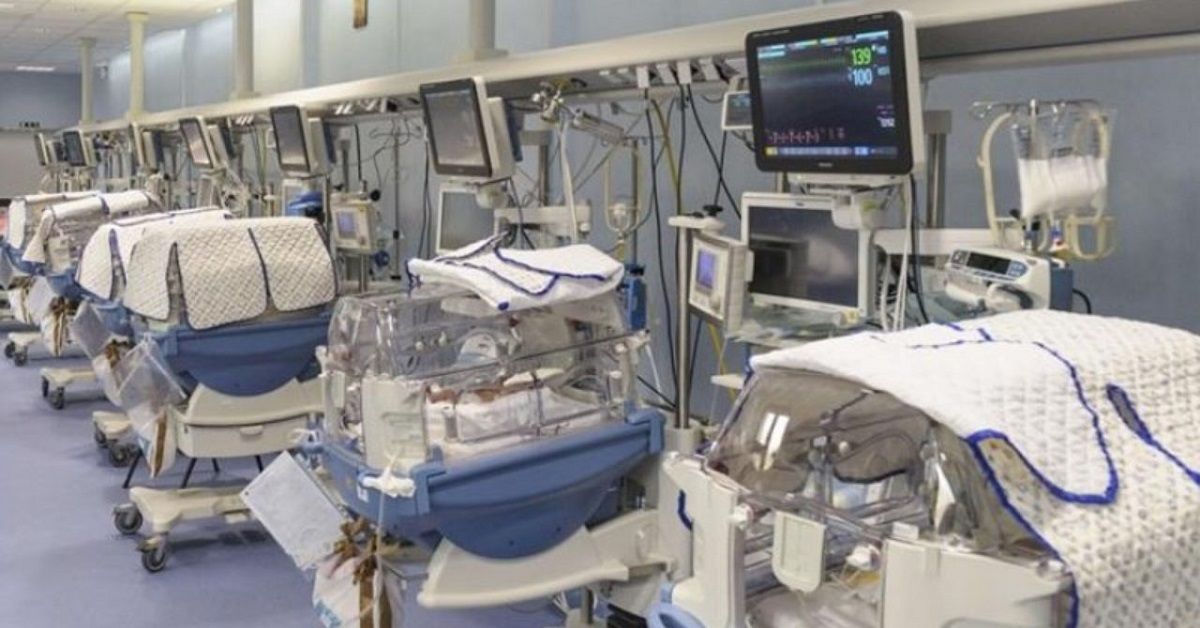 Giovannino bimbo abbandonato, medico rischia licenziamento