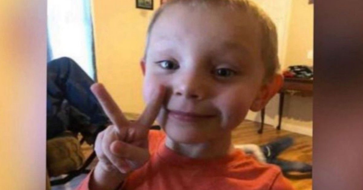 Il piccolo Brennan è scomparso da casa il giorno di Natale ed è stato ritrovato senza vita, dopo 24 ore
