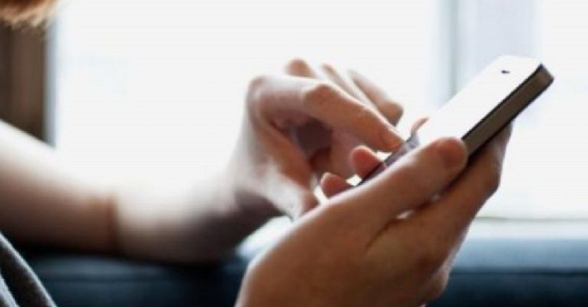 Bimba di 10 anni ha perso la vita con il suo telefono