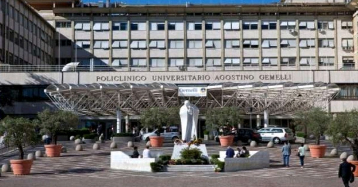 Bambino caduto nel parco di Roma Nord: genitori denunciano i dipendenti