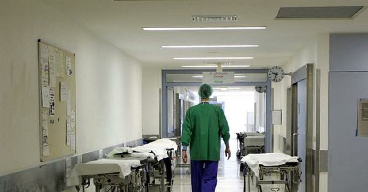 Senigallia, ricoverata maestra per meningite