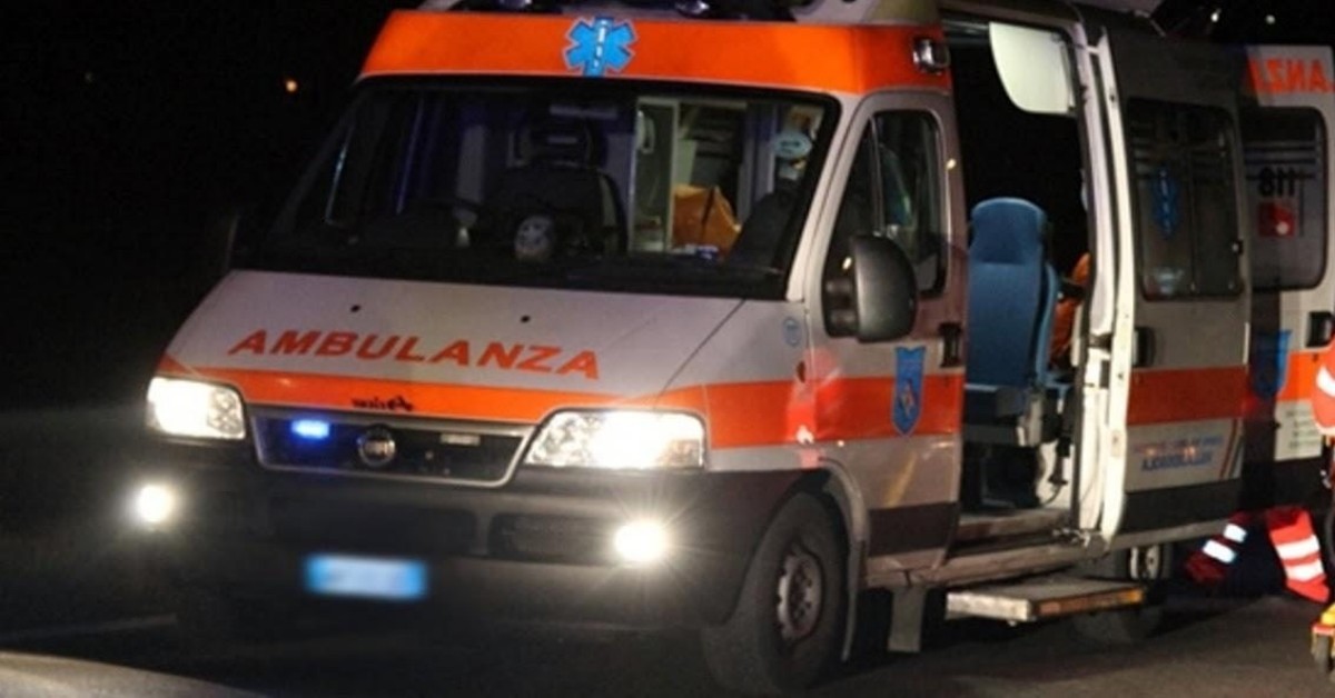 Bari, neomamma ferita all’addome. Ricercato il marito.