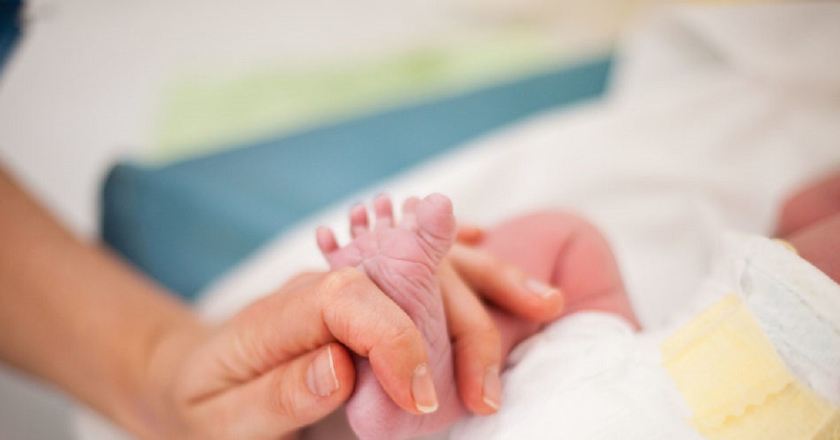 Neonato rimasto senza latte la mattina di Capodanno