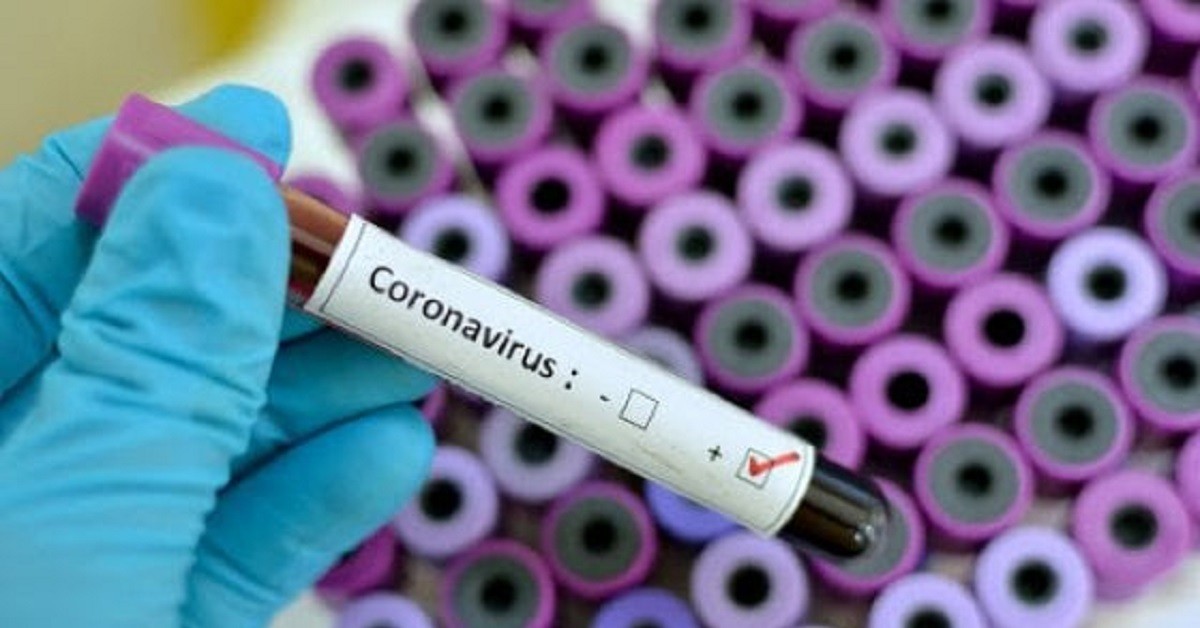 Coronavirus, la donna contagiata a Fiumicino, avvisa le altre mamme nel gruppo della scuola di sua figlia