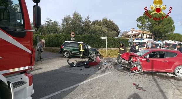 Incidente-Ancona-tre-persone-in-gravi-condizioni-anche-un-bimbo-di-5-anni 1