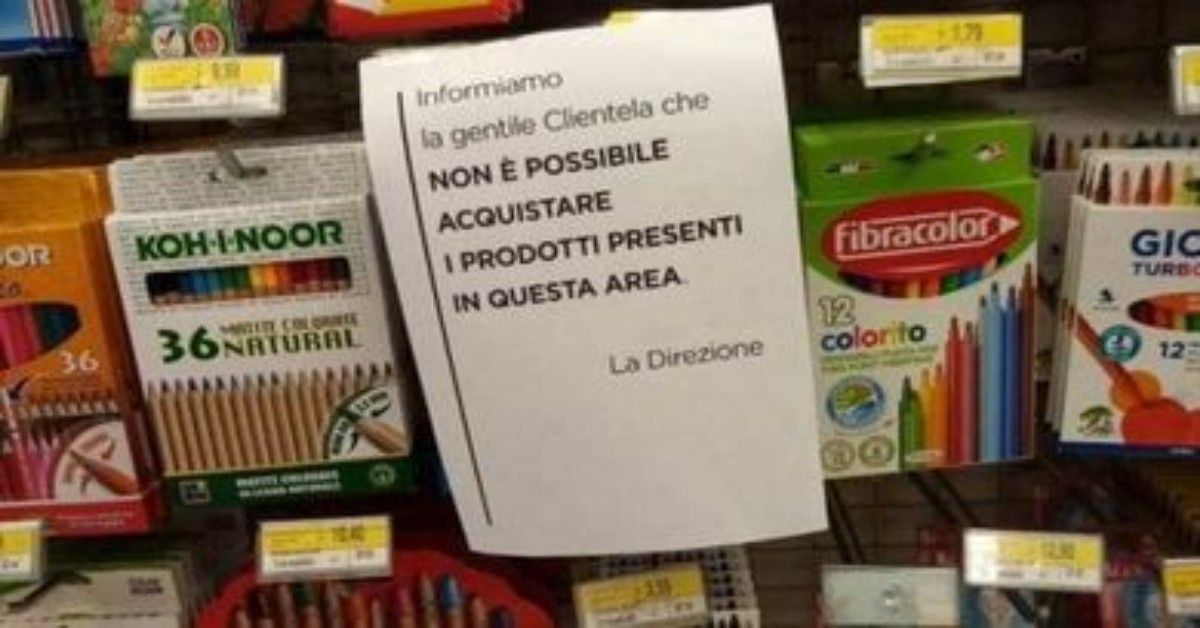 Coronavirus, vietata la vendita di articoli di cartoleria, cancelleria e intimo: “non sono di prima necessità”