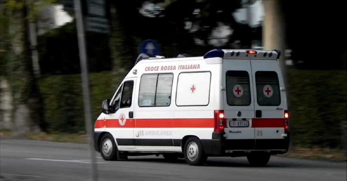 Napoli, donna perde la vita mentre sta andando a fare la spesa
