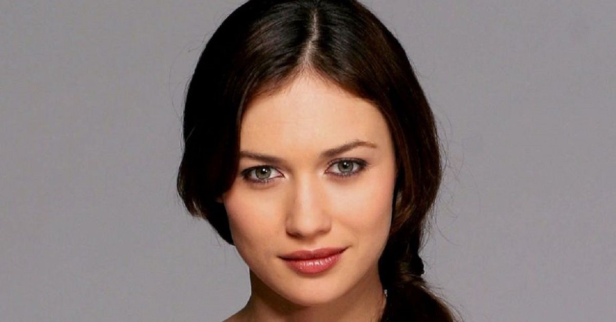 Olga Kurylenko positiva al Coronavirus, la Bond Girl isolata a casa
