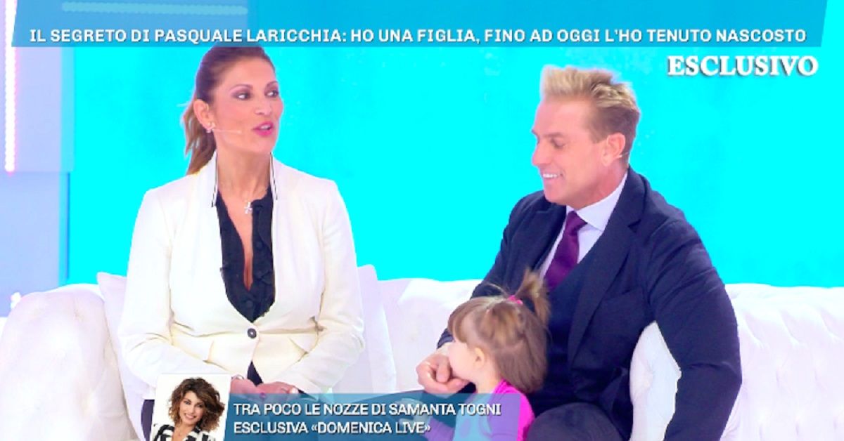 Live – Non è la D’Urso: Pasquale Laricchia presenta la figlia Stefania nel salotto di Barbara D’Urso