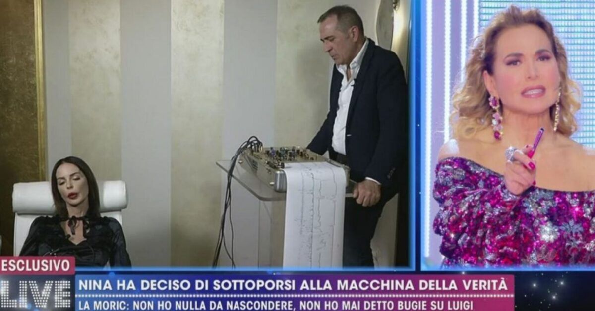 Barbara D’Urso, viene messa in guardia da Francesco Chiesa Soprani: “Sei stata ingannata, credi a me”