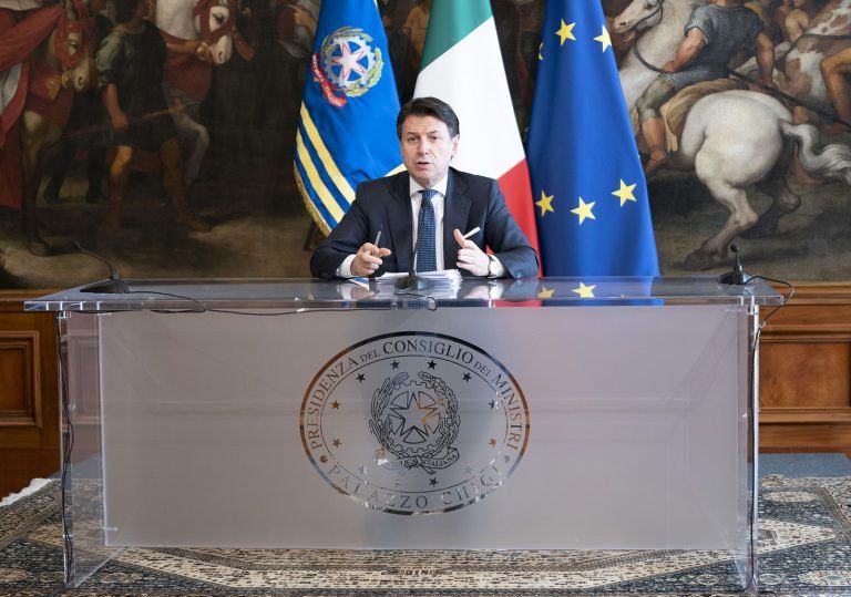 Firmato il decreto “Cura Italia”: misure straordinarie per famiglie, lavoratori e sanità