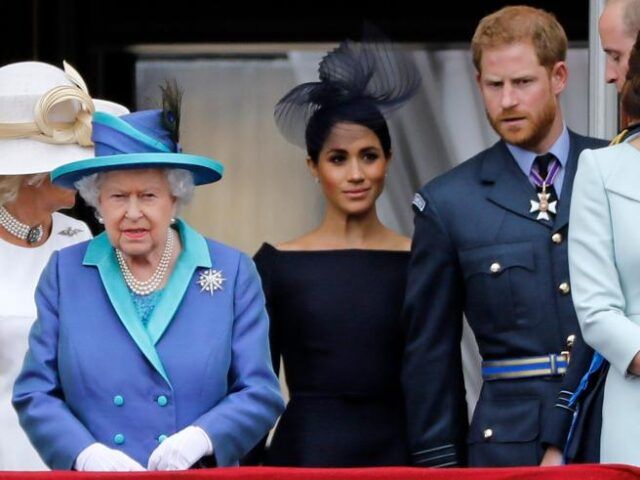 harry-meghan-regina-elisabetta